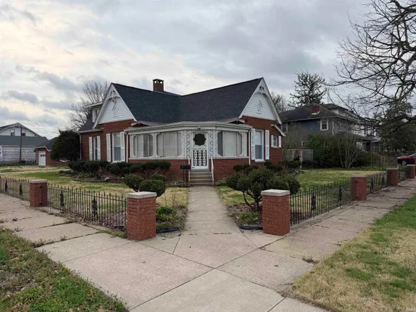$219,900 | 27 North Edwards Street, Worthington, IN 47471