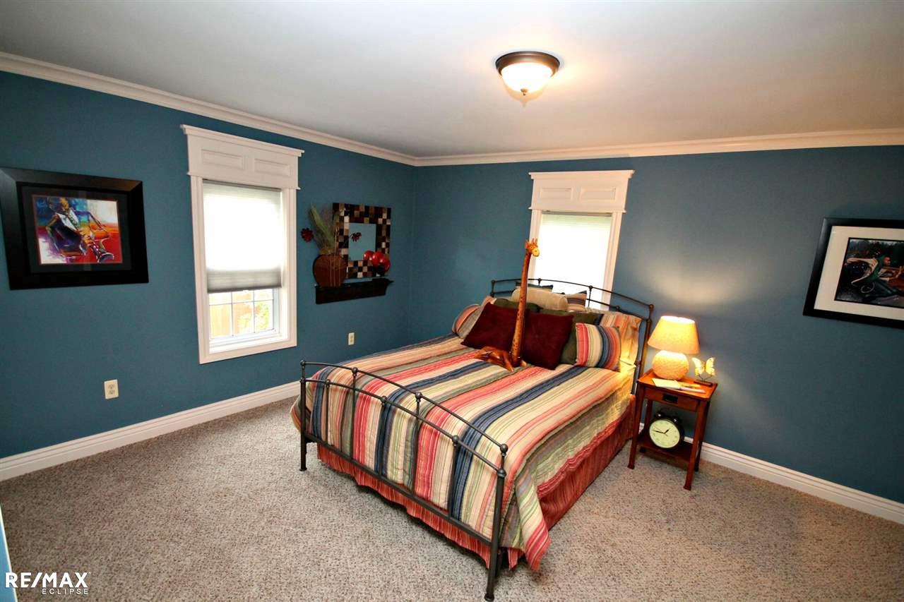 2030 Grace Rochester, MI 48309 - Photo 14 of 31 31261141-13.JPG