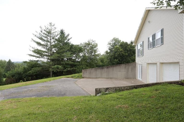 439 Galloway Road Stamping Ground, KY 40379 - Photo 5 of 51 Photo 5