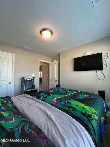 $305,999 | 8426 Park Pike, Southaven, MS 38671