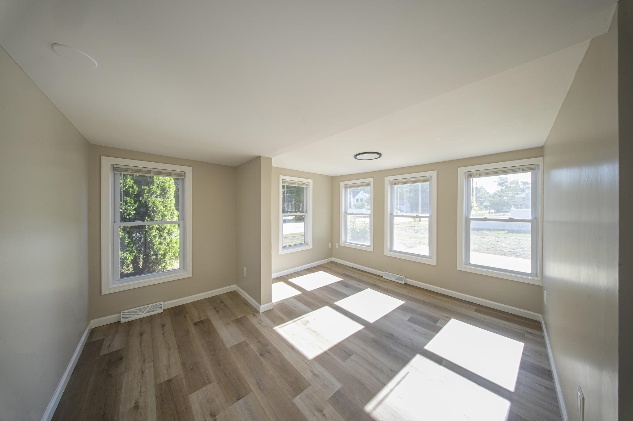 70 Abbott Road Concord, NH 03303 - Photo 20 of 37