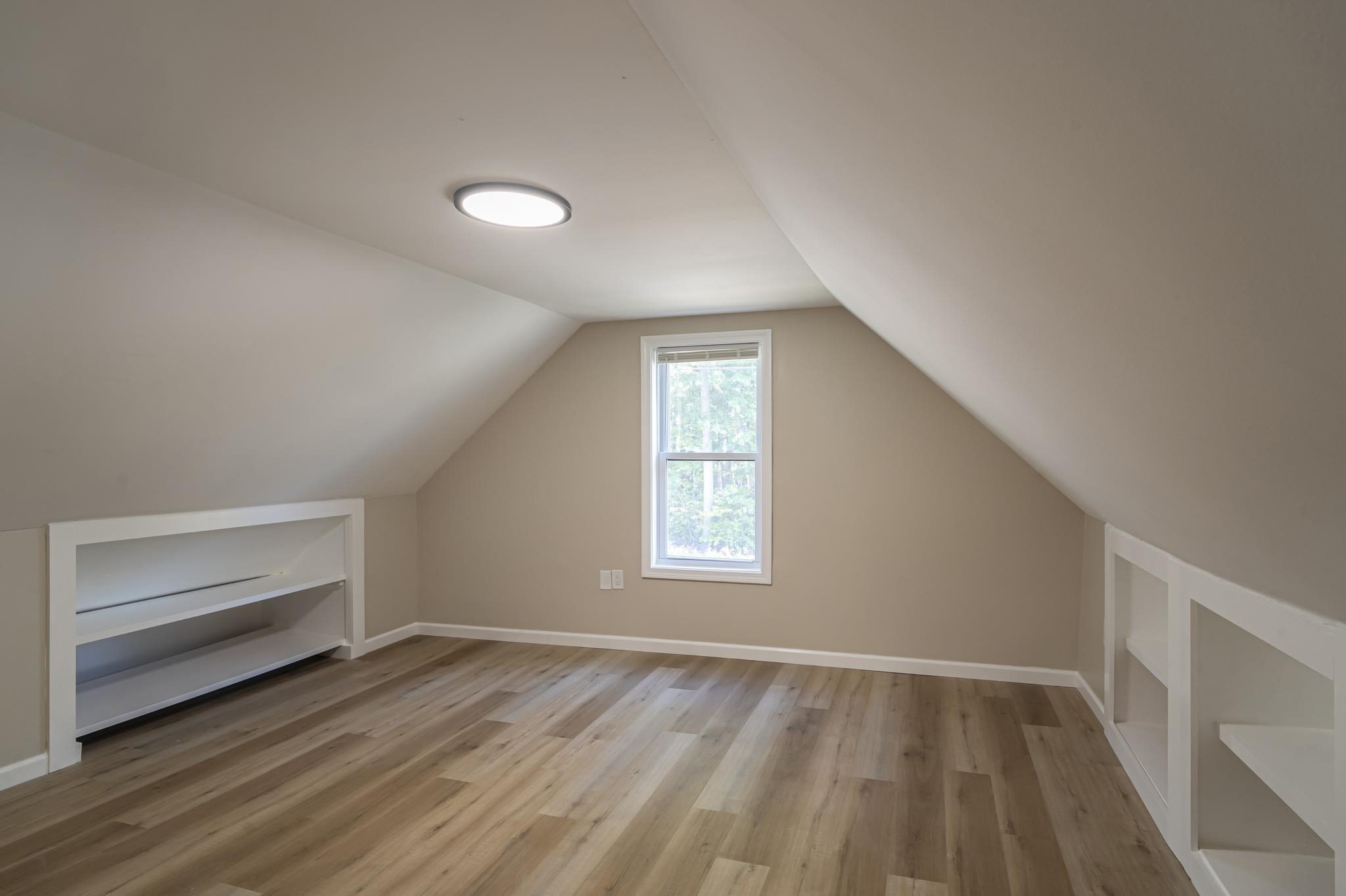 70 Abbott Road Concord, NH 03303 - Photo 24 of 37