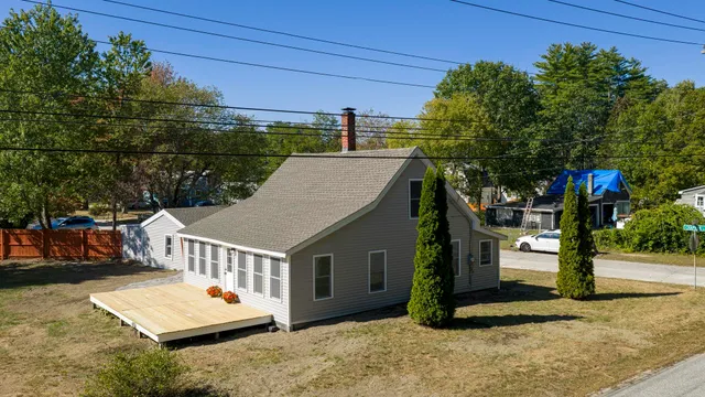 $369,000 | 70 Abbott Road, Concord, NH 03303