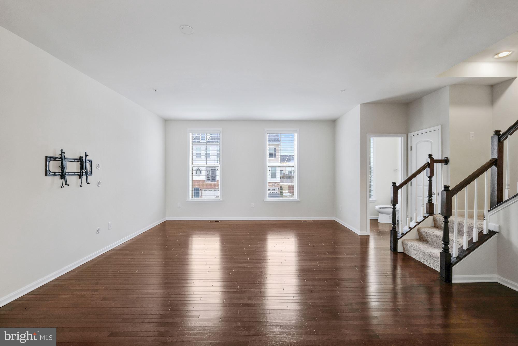 4720 Cambria Road Frederick, MD 21703 - Photo 3 of 32