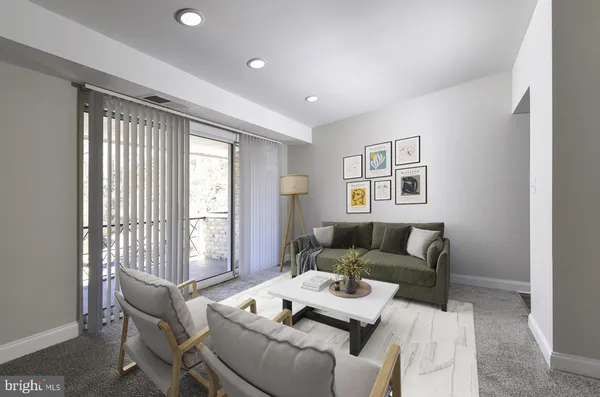 $2,060 | 284 Iven Avenue, Unit 2B2722A, Radnor, PA 19087
