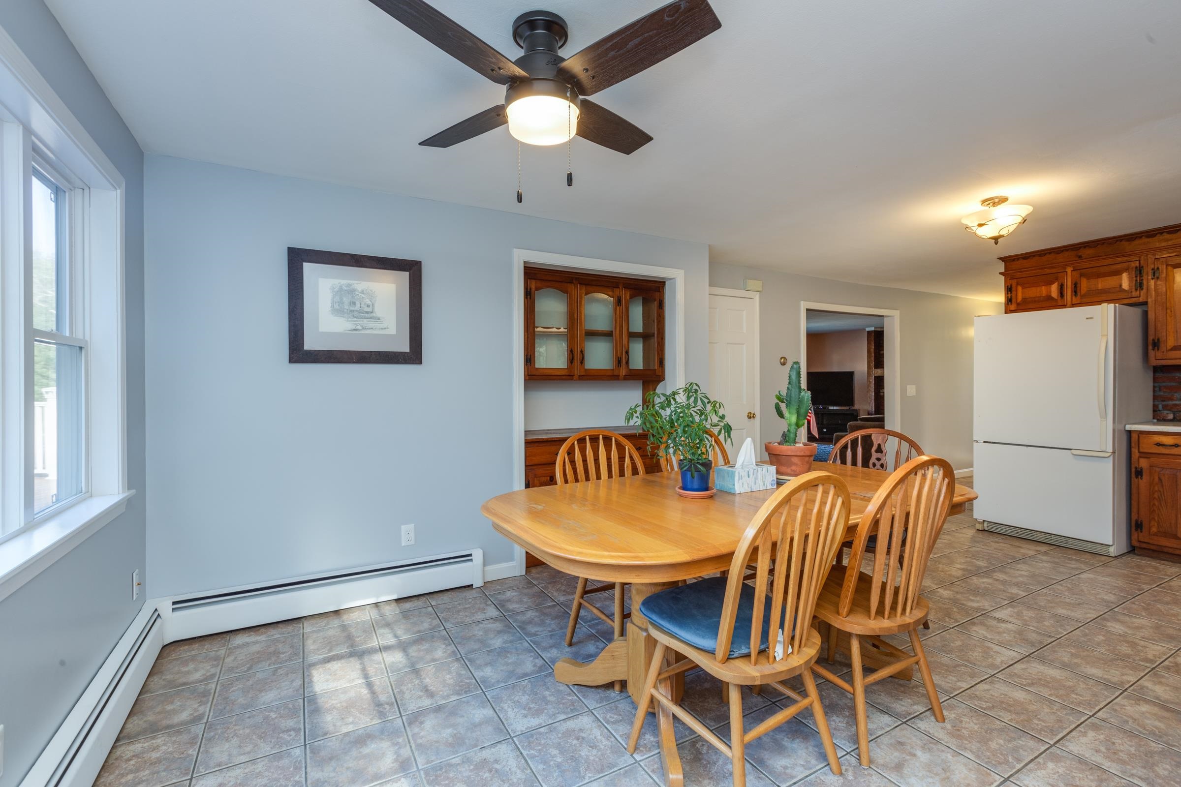 71 Raymond Road Deerfield, NH 03037 - Photo 16 of 40