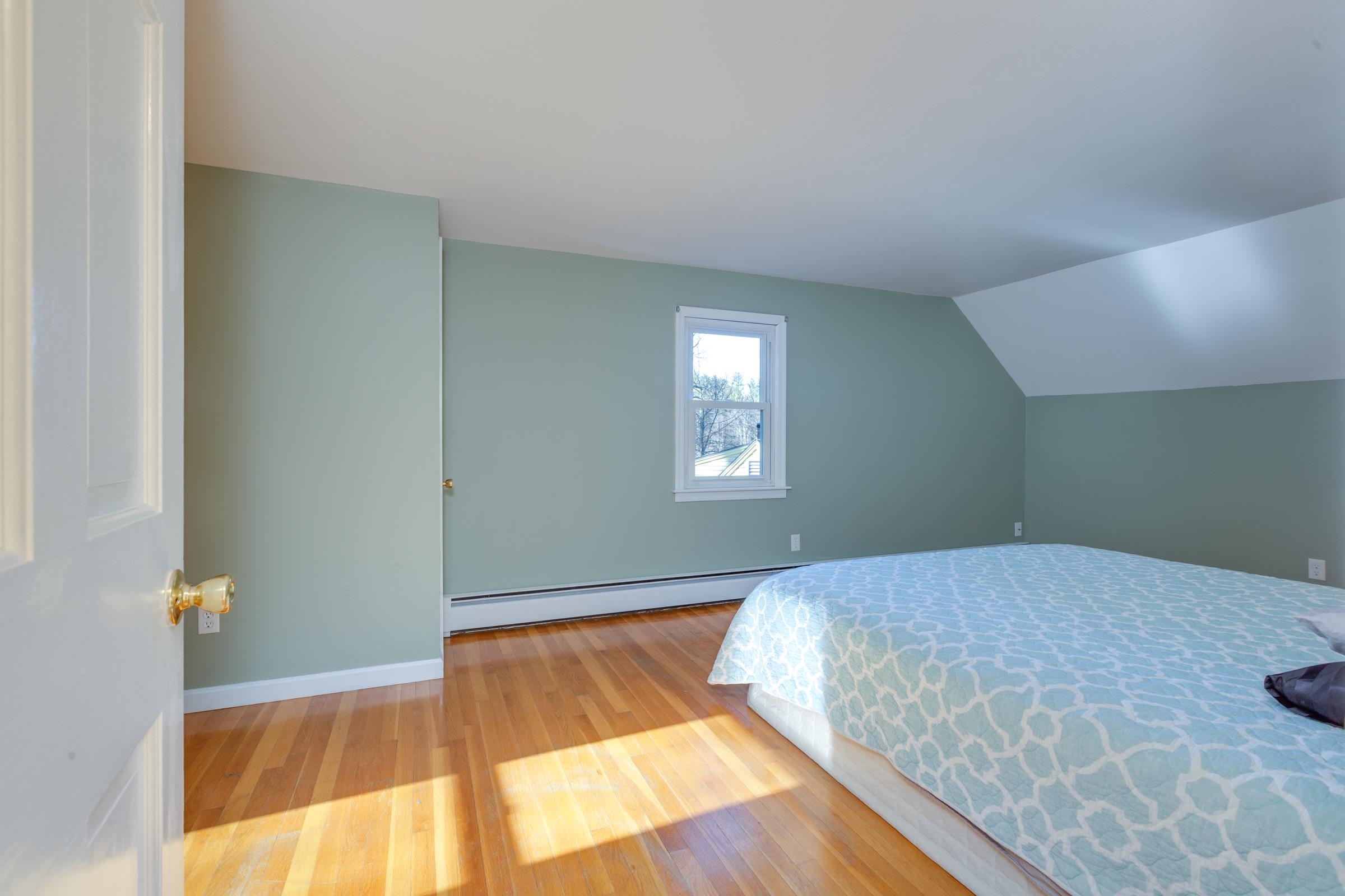 71 Raymond Road Deerfield, NH 03037 - Photo 22 of 40
