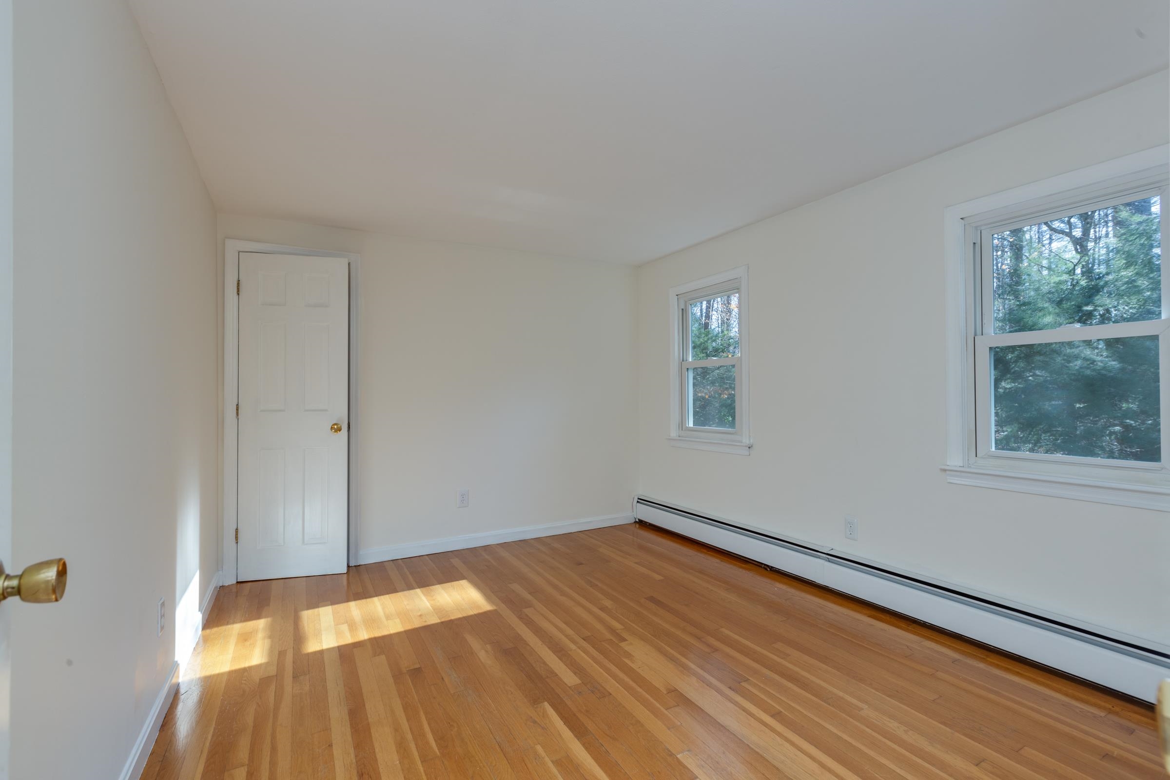 71 Raymond Road Deerfield, NH 03037 - Photo 25 of 40