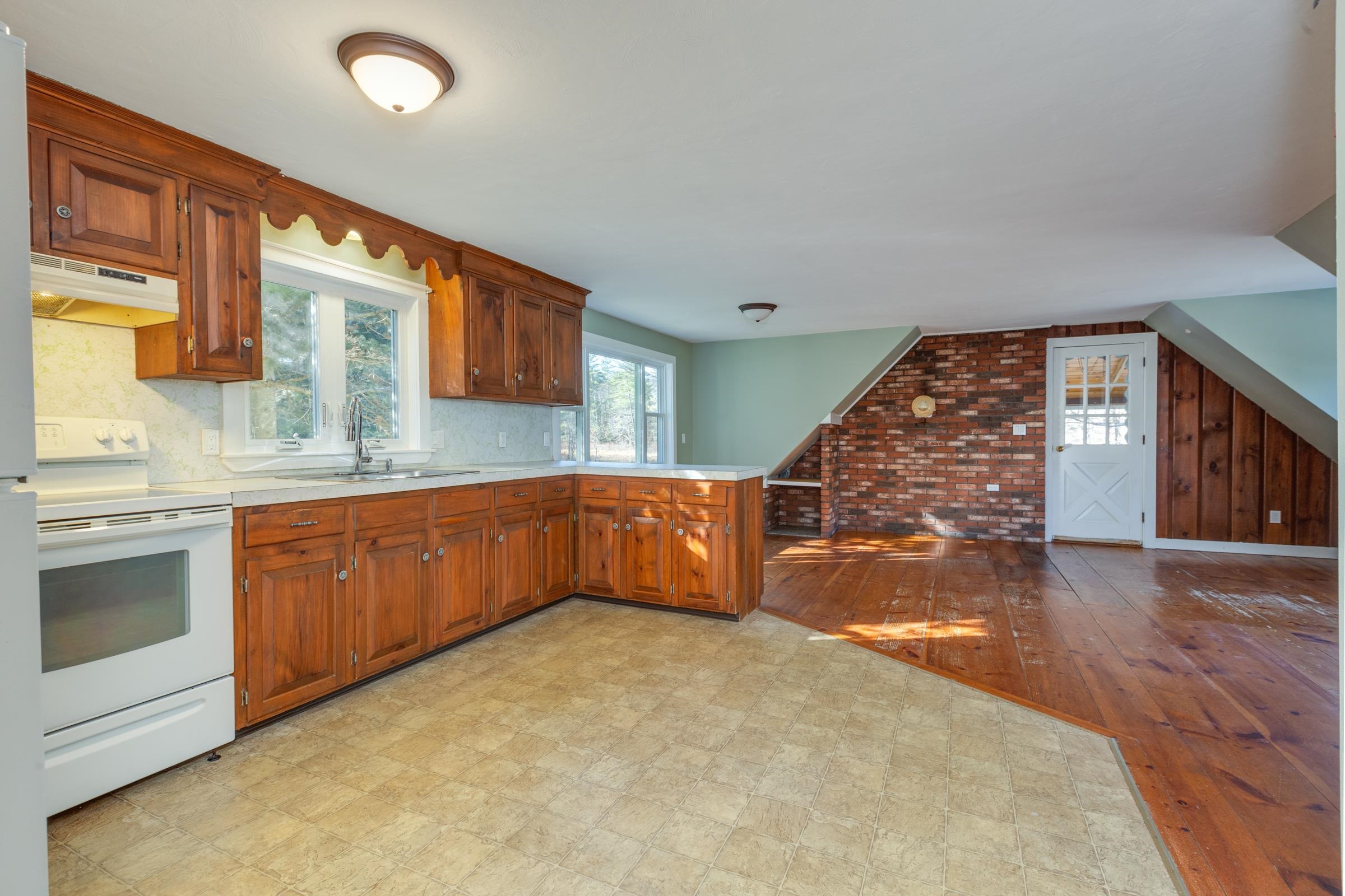 71 Raymond Road Deerfield, NH 03037 - Photo 34 of 40