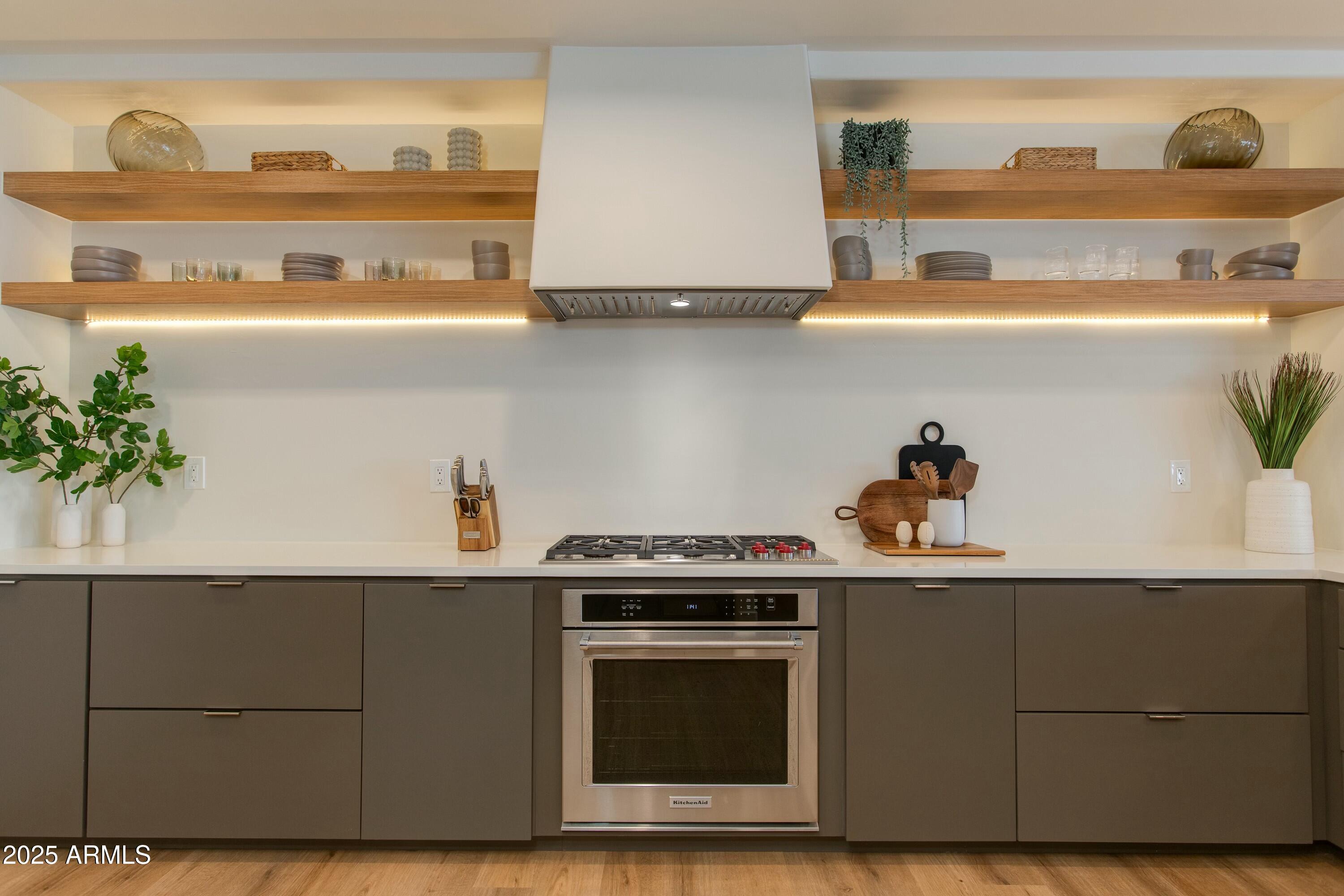 2211 East Camelback Road, Unit 402 Phoenix, AZ 85016 - Photo 6 of 27 tempImagepXFEDh