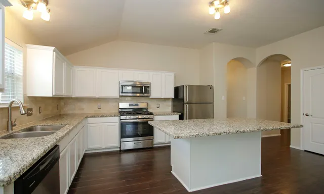 $2,200 | 8730 Cedar Walk Drive, Tomball, TX 77375