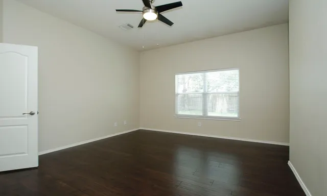 $2,200 | 8730 Cedar Walk Drive, Tomball, TX 77375