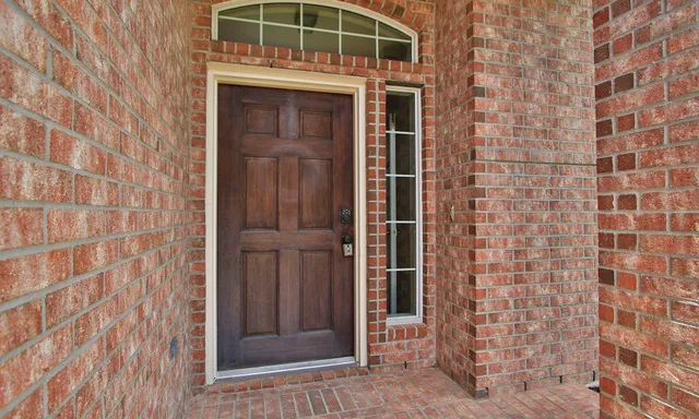 $2,200 | 8730 Cedar Walk Drive, Tomball, TX 77375