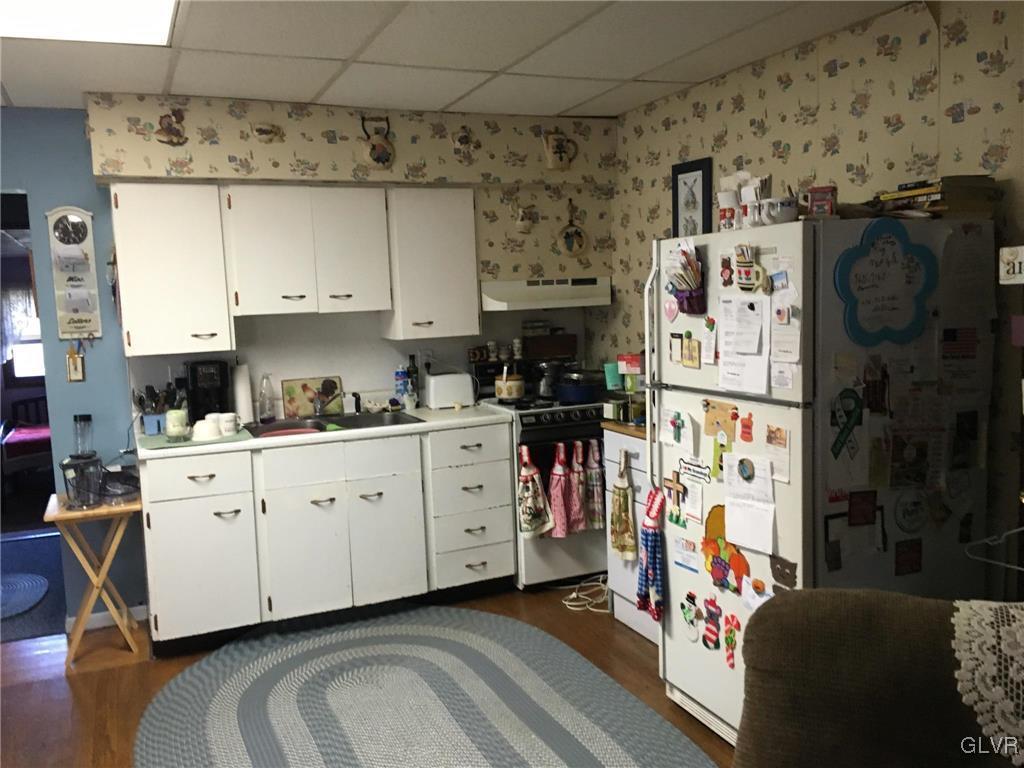 241 Ridge Street Emmaus, PA 18049 - Photo 4 of 4 Gallery Image 4