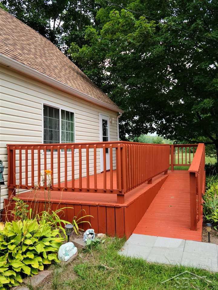 13710 Litchfield Road Montrose, MI 48457 - Photo 4 of 20 Easy Access Ramp