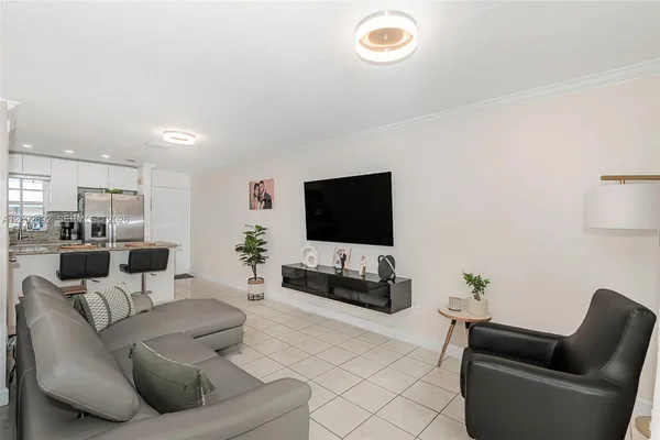 $369,000 | 12025 Southwest 18th Street, Unit 1147, Miami, FL 33175