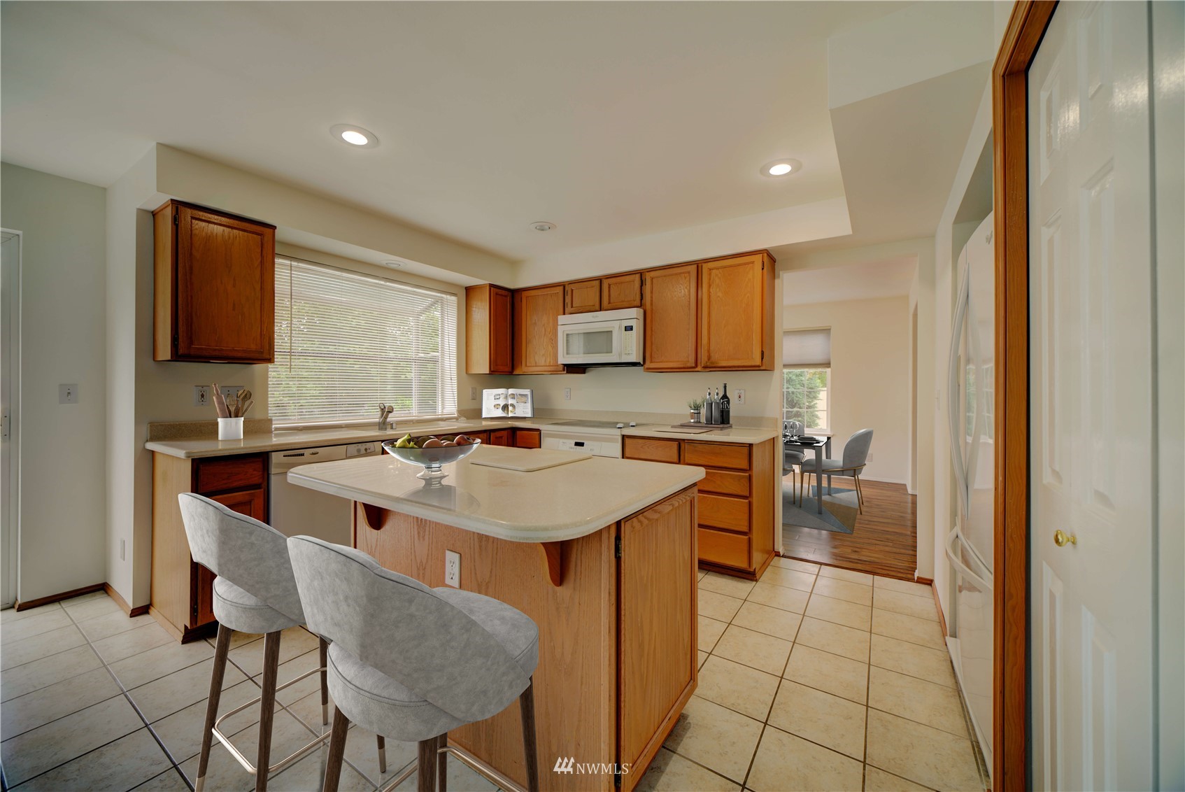 18927 112th Place Southeast Renton, WA 98055 - Photo 6 of 20 Gallery Image 6