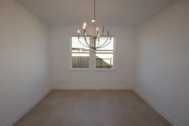 a view of empty room with window