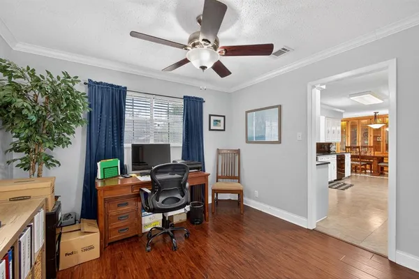 $425,000 | 1907 Wes Hardin Circle, Bonham, TX 75418