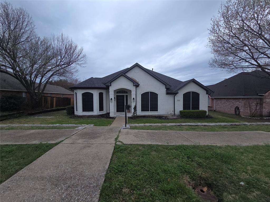 7413 Belmount Road Rowlett, TX 75089 - Photo 1 of 12