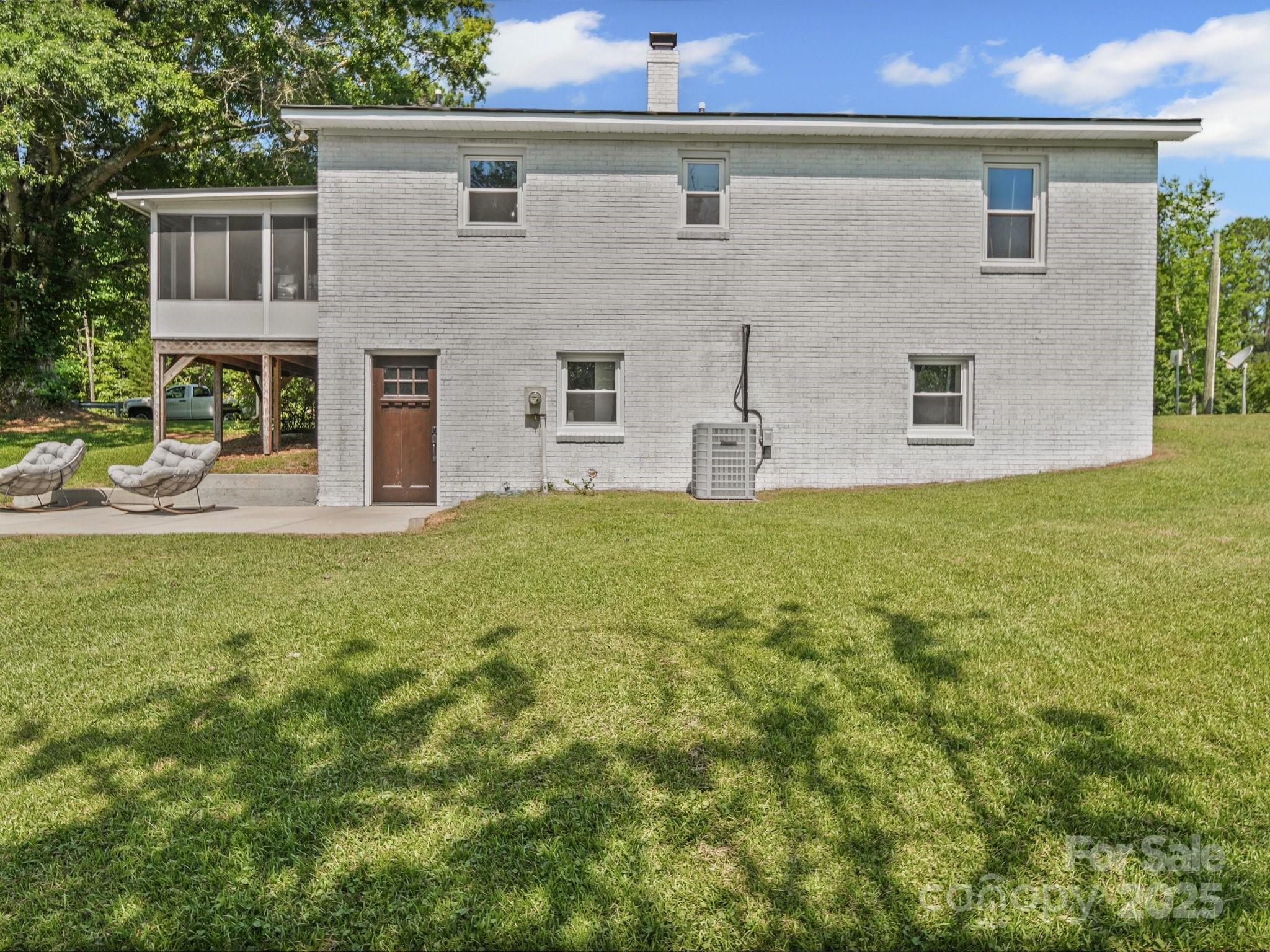 4615 Lockhart Road Sharon, SC 29742 - Photo 15 of 18 a house view with a garden space
