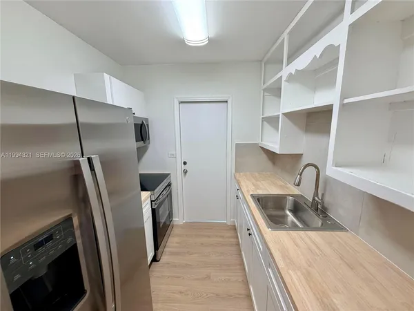 $2,795 | 255 Northwest 32nd Street, Unit 1, Miami, FL 33127