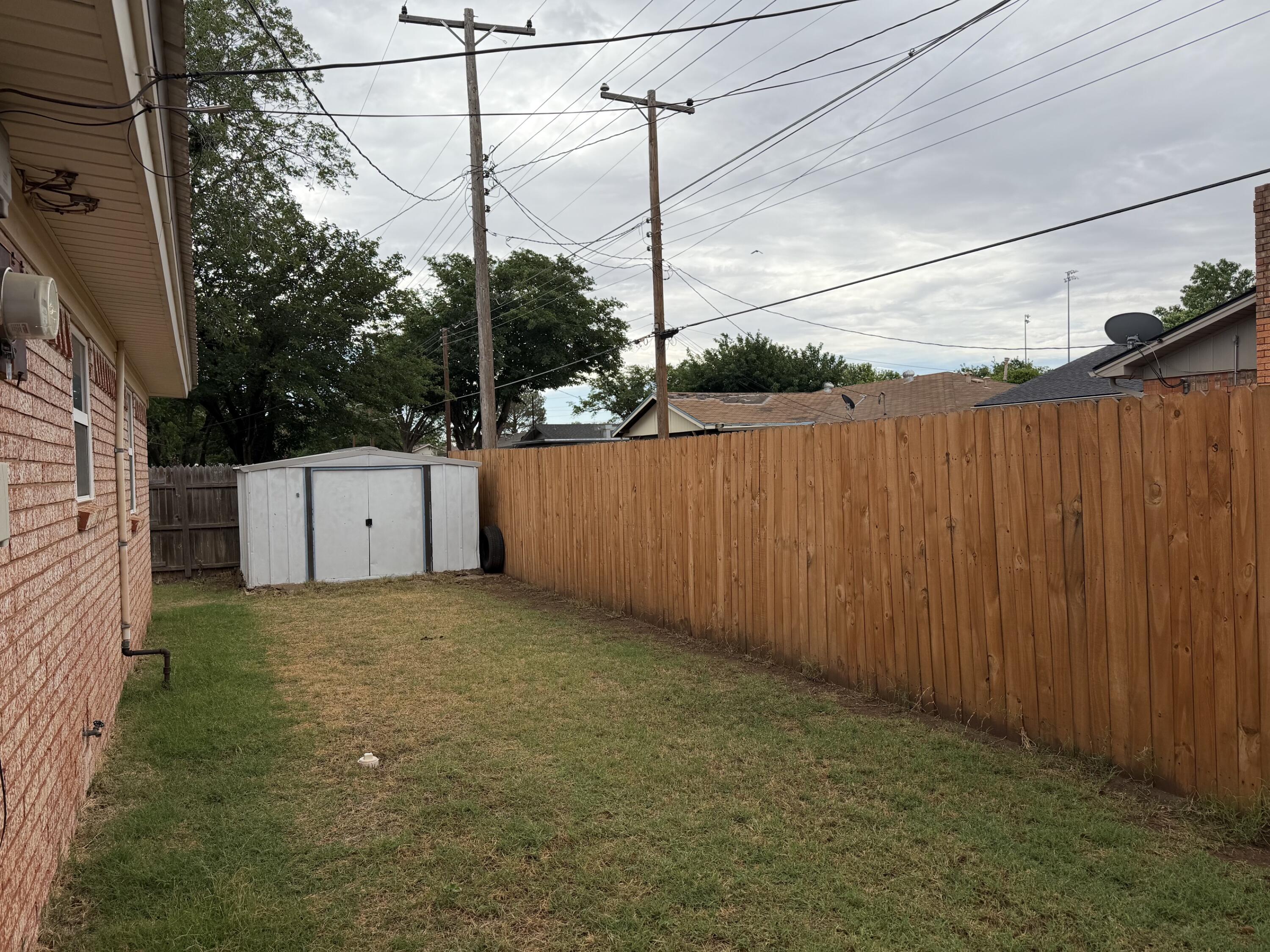 5603 37th Street Lubbock, TX 79407 - Photo 30 of 31 IMG_1526
