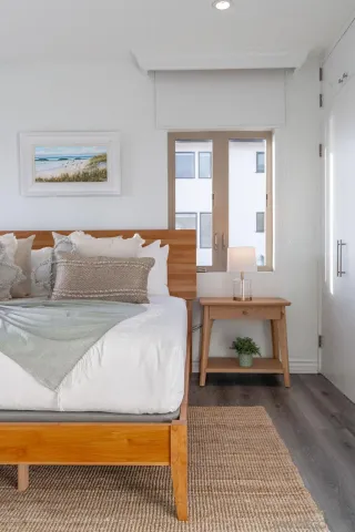 $14,000 | 6529 Neptune Place, La Jolla, CA 92037