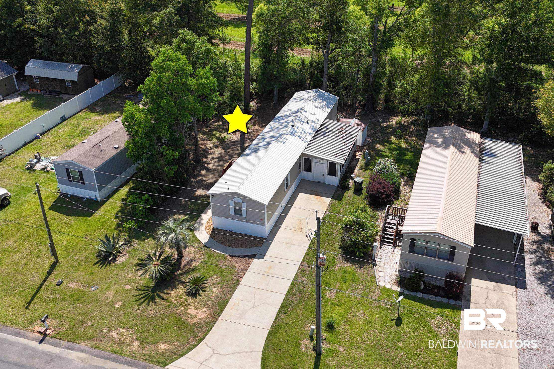 1937 Ridgewood Drive Lillian, AL 36549 - Photo 2 of 29