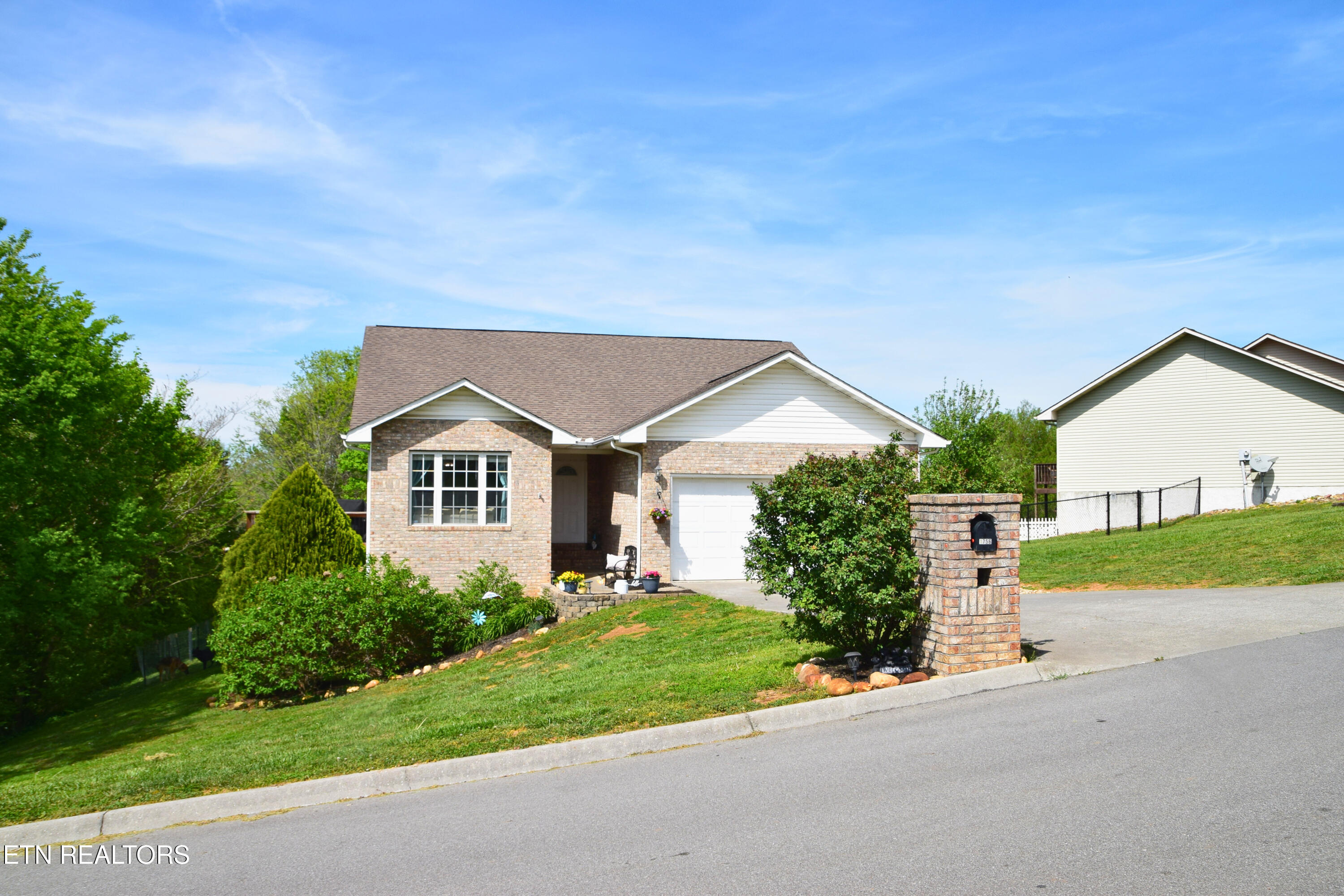 1756 Meadow Ridge Circle Sevierville, TN 37862 - Photo 1 of 21 Front of House