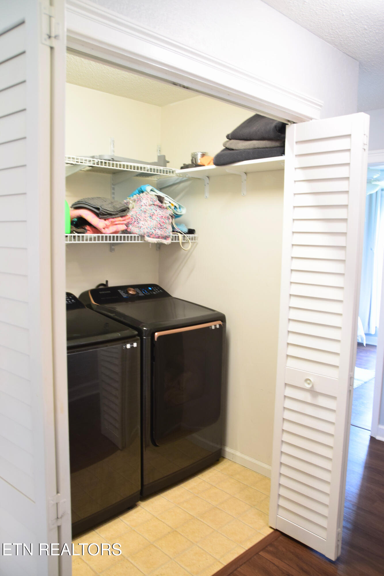 1756 Meadow Ridge Circle Sevierville, TN 37862 - Photo 11 of 21 Laundry Room