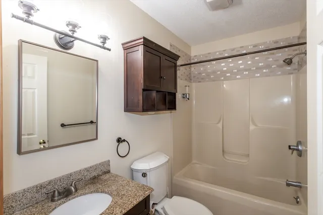 $159,900 | 119 Union Street, Unit 4, Westfield, MA 01085