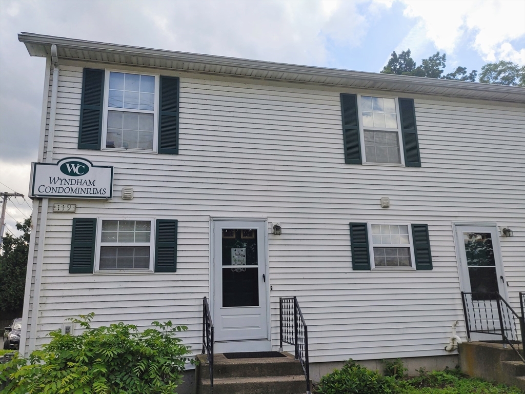 119 Union Street, Unit 4 Westfield, MA 01085 - Photo 2 of 29