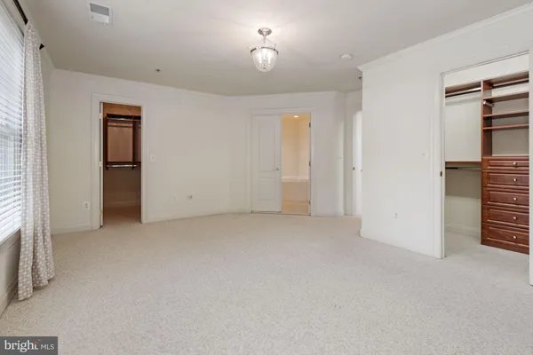 $5,000 | 172 Cameron Station Boulevard, Alexandria, VA 22304