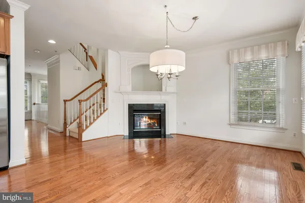 $5,000 | 172 Cameron Station Boulevard, Alexandria, VA 22304