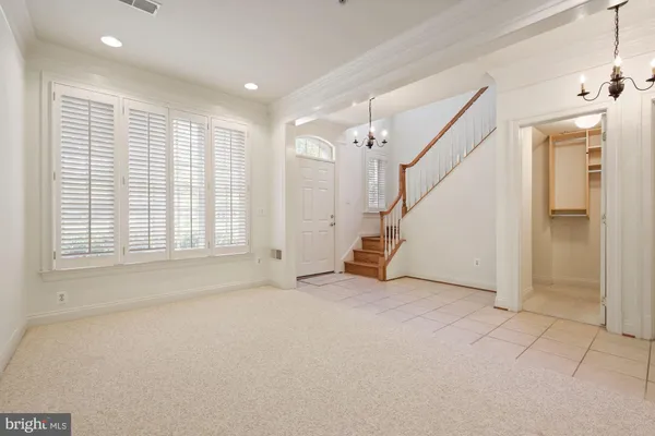 $5,000 | 172 Cameron Station Boulevard, Alexandria, VA 22304