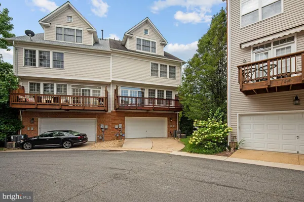 $5,000 | 172 Cameron Station Boulevard, Alexandria, VA 22304