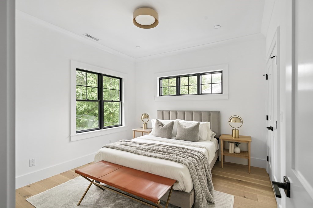 453 Albemarle Road, Unit A Newton, MA 02460 - Photo 17 of 32