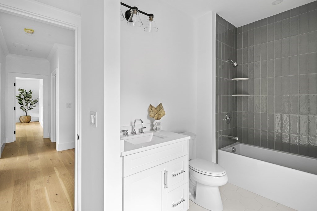 453 Albemarle Road, Unit A Newton, MA 02460 - Photo 18 of 32