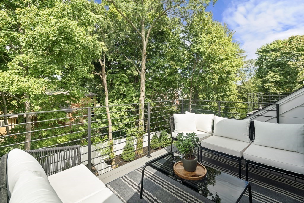 453 Albemarle Road, Unit A Newton, MA 02460 - Photo 23 of 32