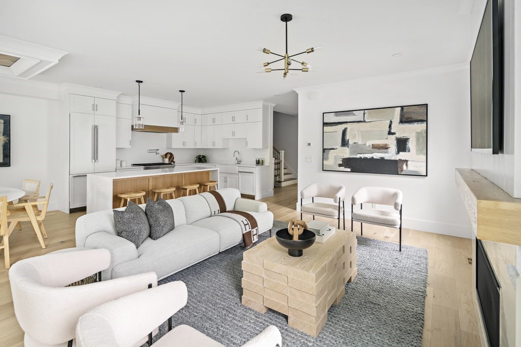 453 Albemarle Road, Unit A Newton, MA 02460 - Photo 8 of 32