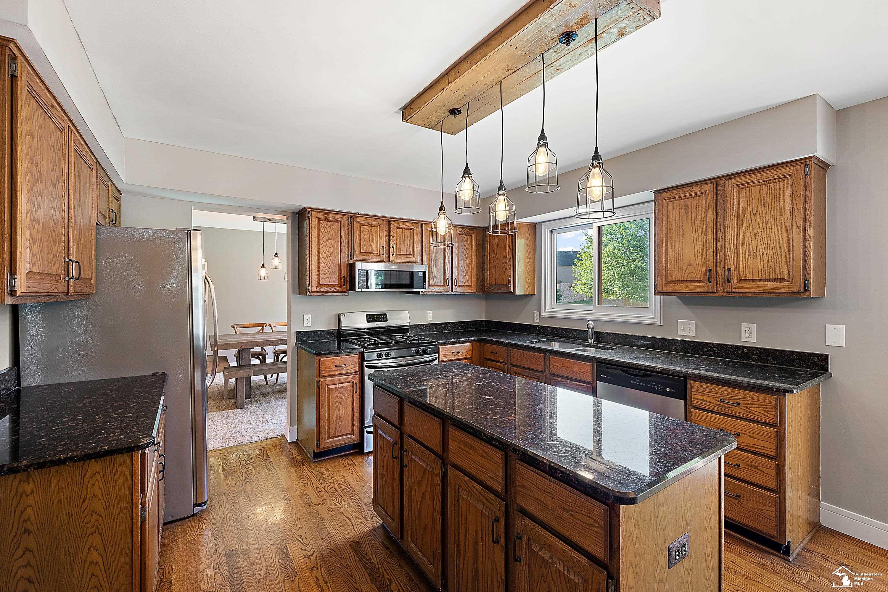 2155 Reagan Drive Rochester Hills, MI 48309 - Photo 15 of 58