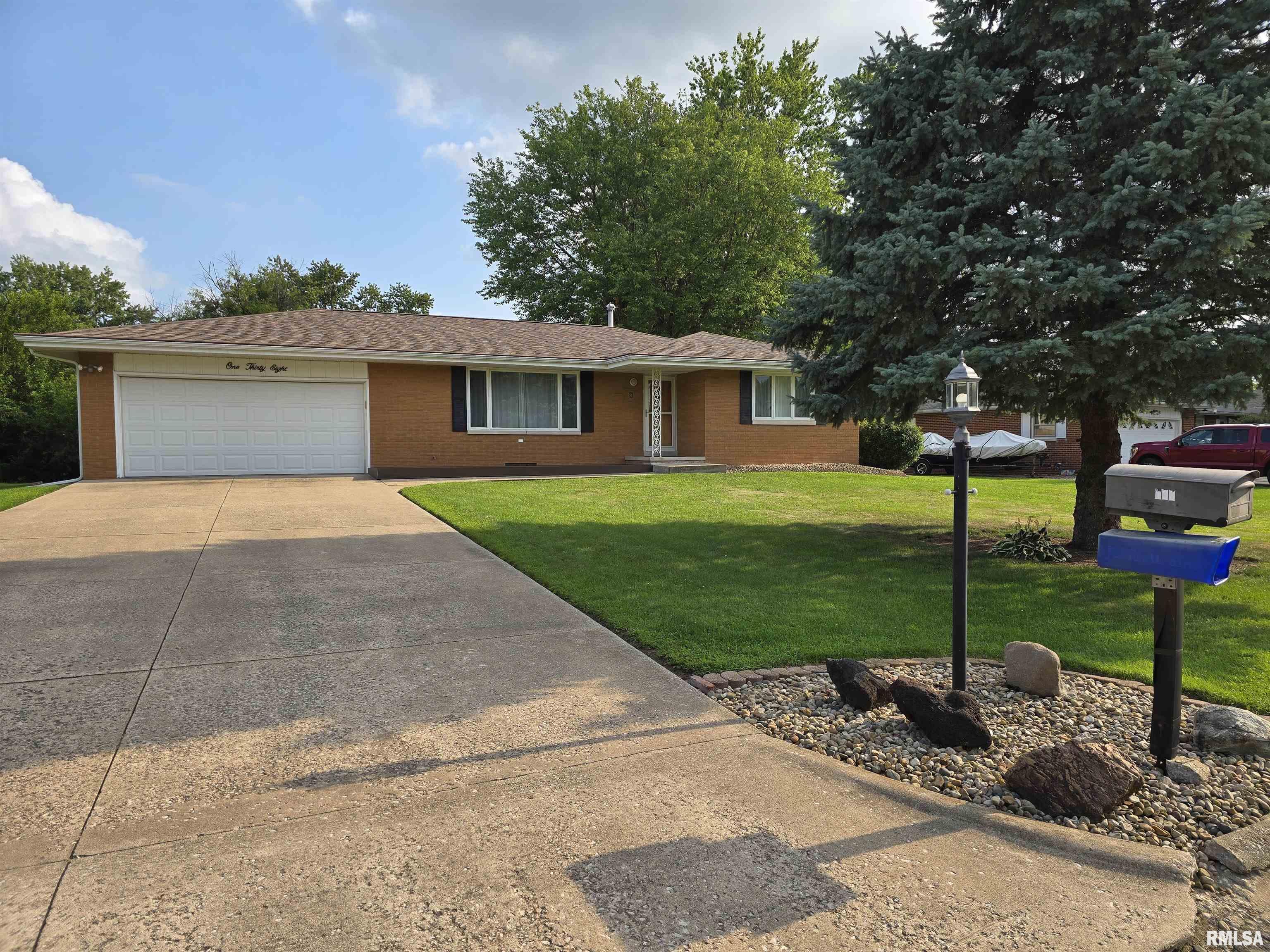 138 Harvester Road Canton, IL 61520 - Photo 1 of 4 Gallery Image 1