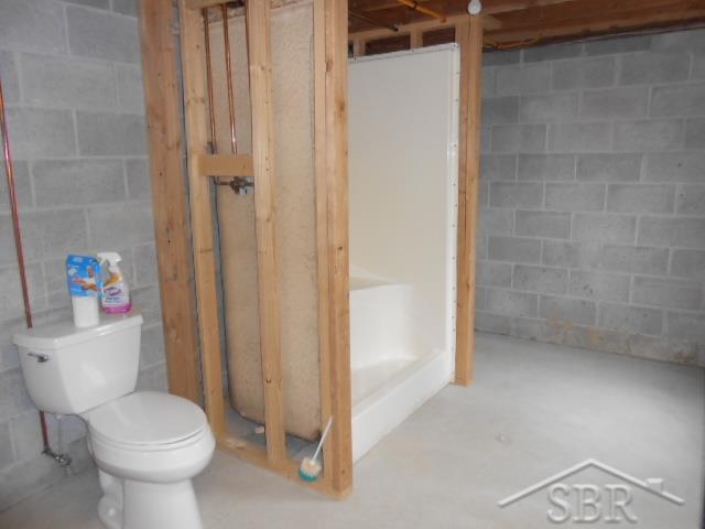 6805 Midland Road Freeland, MI 48623 - Photo 12 of 14 Half Bathroom in the Base