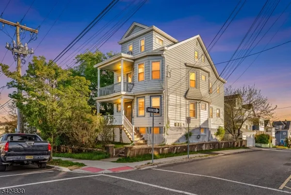 $890,000 | 139 Fairview Avenue, Prospect Park, NJ 07508