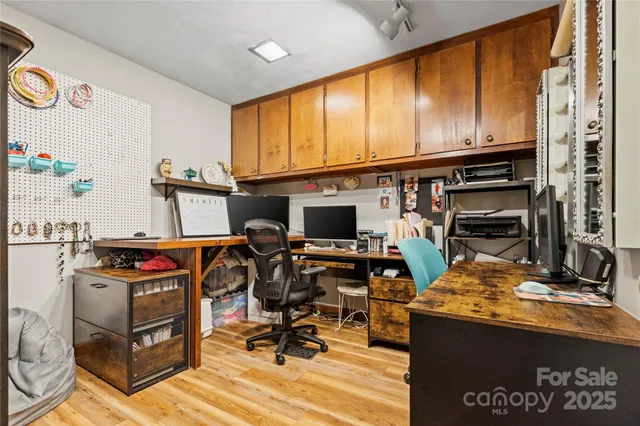 $419,900 | 239 Golf Course Road, Maiden, NC 28650