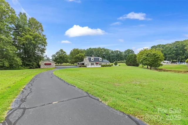 $419,900 | 239 Golf Course Road, Maiden, NC 28650