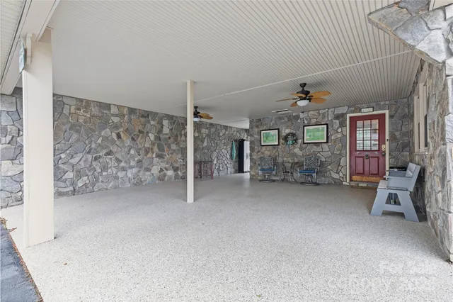 $419,900 | 239 Golf Course Road, Maiden, NC 28650