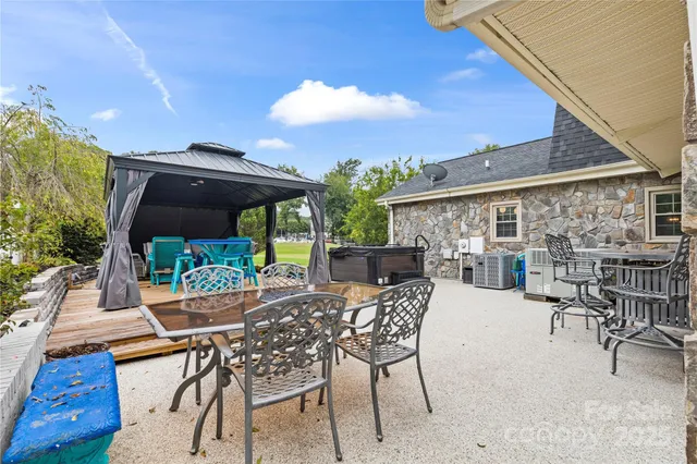 $419,900 | 239 Golf Course Road, Maiden, NC 28650