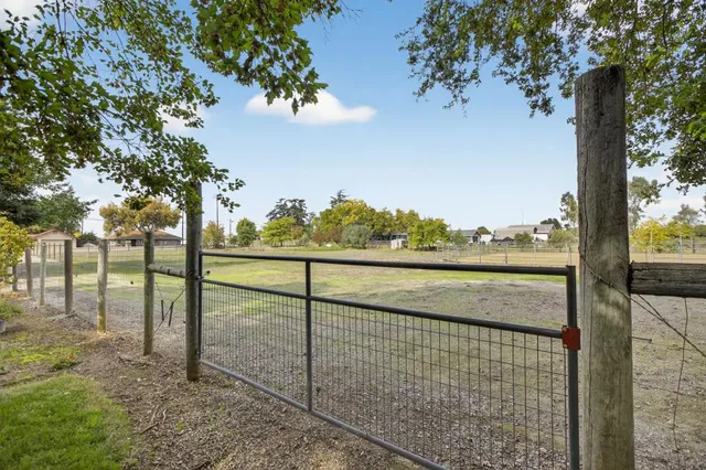 $900,000 | 7000 Marysville Boulevard, Rio Linda, CA 95673